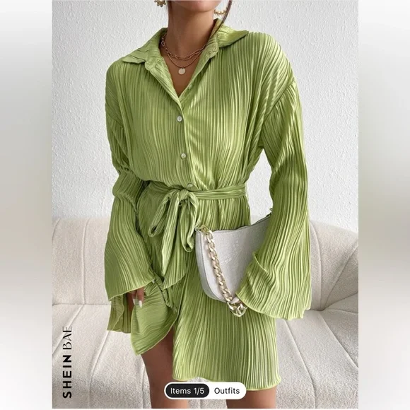 green emerald velvet dress Meadow Lettuce Edge Midi – AMUR main image 0